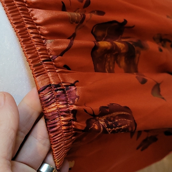 Vintage Satin Cropped Pant Set - Picture 4 of 12